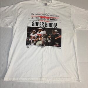Vintage 1999 Delta Men's White Atlanta Falcons NFL T-Shirt - Size  XL